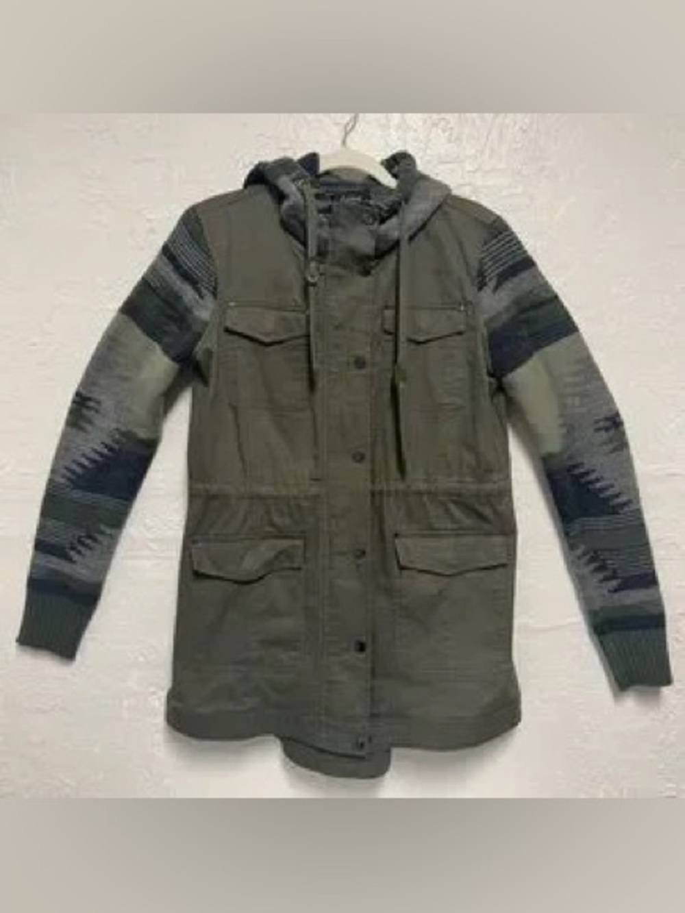 Coffee Shop Olive Utility Jacket with Hood Drawstring Waist Patterned Sleeves